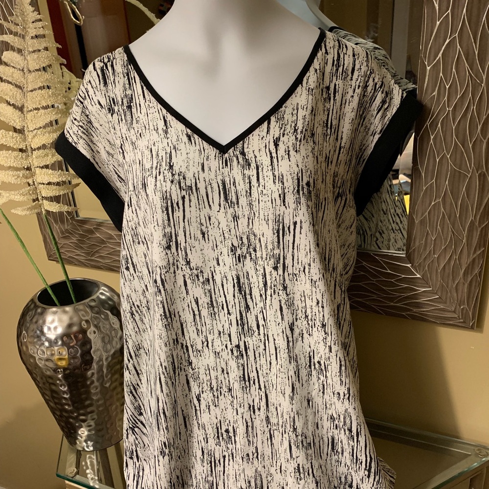 ♥️Express Blouse cuffed sleeve